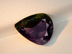 8803110-pear-dark-green-changing-to-purple-red-grs-igi-india-natural-alexandrite-2.84-ct