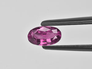8800670-oval-intense-purplish-pink-igi-pakistan-natural-pink-sapphire-0.73-ct