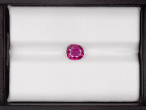 8800718-oval-lively-pink-red-igi-burma-natural-ruby-0.95-ct