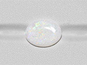 8801098-oval-white-with-multi-color-flashes-igi-australia-natural-white-opal-3.86-ct