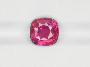 8800679-cushion-lustrous-pink-red-igi-mozambique-natural-ruby-4.27-ct