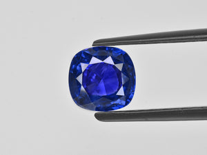 8801157-cushion-fiery-vivid-royal-blue-gia-grs-madagascar-natural-blue-sapphire-3.18-ct