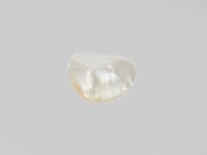 8801077-cabochon-white-ptl-venezuela-natural-pearl-3.55-ct