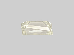 8801788-rectangular-"i"-on-a-scale-of-"d"-to-"z"-igi-south-africa-natural-white-diamond-0.40-ct