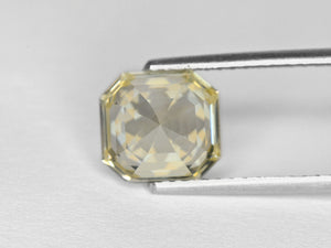 8800277-octagonal-lustrous-light-yellow-igi-sri-lanka-natural-yellow-sapphire-5.96-ct