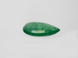 8800561-pear-leaf-green-zambia-natural-emerald-6.43-ct