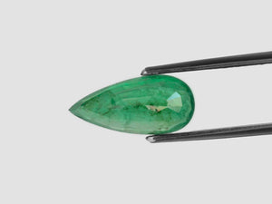 8800563-pear-leaf-green-zambia-natural-emerald-4.30-ct
