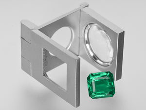 8800835-octagonal-lively-intense-green-gia-zambia-natural-emerald-4.23-ct