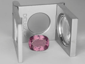 8800029-oval-lustrous-pink-igi-sri-lanka-natural-spinel-3.99-ct