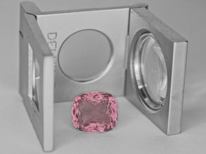 8800030-cushion-lustrous-pink-igi-sri-lanka-natural-spinel-3.59-ct