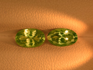 8800108-oval-lustrous-green-igi-russia-natural-alexandrite-1.94-ct