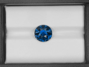 8800815-oval-fiery-deep-blue-grs-madagascar-natural-blue-sapphire-4.26-ct