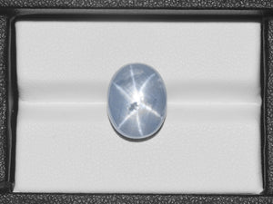 8800746-cabochon-light-blue-igi-burma-natural-blue-star-sapphire-12.86-ct