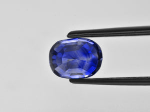 8801111-oval-rich-intense-royal-blue-color-zoning-gia-kashmir-natural-blue-sapphire-3.06-ct