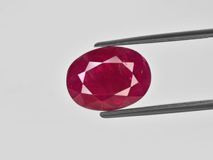 8801007-oval-red-grs-burma-natural-ruby-8.38-ct