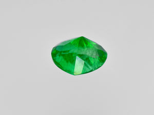 8801043-heart-fiery-vivid-green-grs-colombia-natural-emerald-2.36-ct
