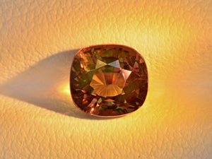 8801829-cushion-fiery-brownish-green-changing-to-red-grs-madagascar-natural-alexandrite-2.41-ct