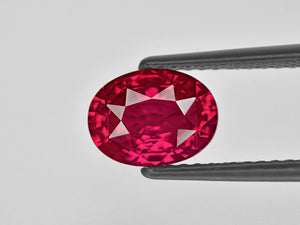 8801319-oval-fiery-vivid-red-with-slight-purplish-hue-grs-mozambique-natural-ruby-3.04-ct
