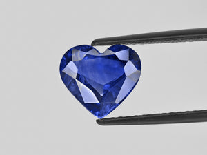 8801337-heart-royal-blue-grs-madagascar-natural-blue-sapphire-3.72-ct