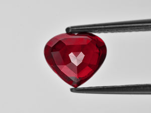 8801383-heart-fiery-intense-pigeon-blood-red-grs-mozambique-natural-ruby-4.02-ct