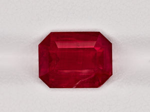 8801384-octagonal-pigeon-blood-red-grs-tanzania-natural-ruby-4.26-ct