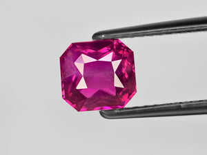 8801901-octagonal-fiery-rich-purplish-pink-gia-sri-lanka-natural-pink-sapphire-2.60-ct
