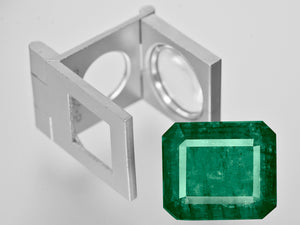 8801837-octagonal-royal-green-grs-zambia-natural-emerald-39.09-ct