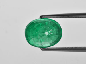 8801757-oval-lively-green-zambia-natural-emerald-4.71-ct
