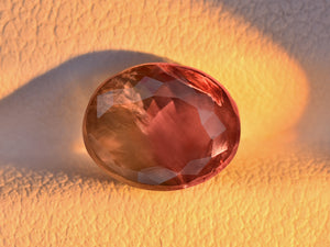 8802057-oval-dark-green-changing-to-purplish-red-igi-india-natural-alexandrite-3.14-ct