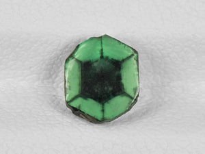 8802143-cabochon-green-with-black-spokes-igi-colombia-natural-trapiche-emerald-0.81-ct