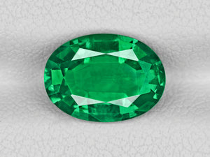 8802982-oval-lively-intense-green-gia-zambia-natural-emerald-2.57-ct