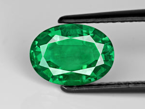 8802982-oval-lively-intense-green-gia-zambia-natural-emerald-2.57-ct