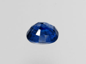 8802837-oval-intense-royal-blue-with-a-slight-greenish-hue-aigs-madagascar-natural-blue-sapphire-2.60-ct