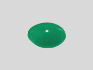 8802871-cabochon-rich-intense-green-igi-zambia-natural-cat's-eye-emerald-4.40-ct