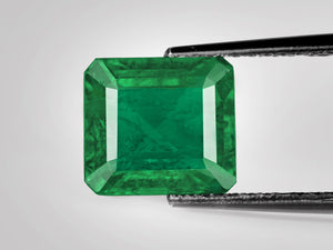 8802921-octagonal-rich-intense-green-igi-zambia-natural-emerald-4.39-ct