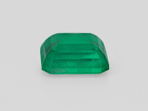 8802916-octagonal-velvety-intense-green-zambia-natural-emerald-4.64-ct