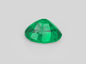 8802918-oval-fiery-vivid-intense-green-igi-zambia-natural-emerald-3.39-ct