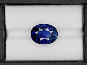 8802969-oval-intense-royal-blue-ink-blue-grs-sri-lanka-natural-blue-sapphire-15.69-ct