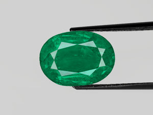8802975-oval-deep-green-gii-zambia-natural-emerald-5.47-ct